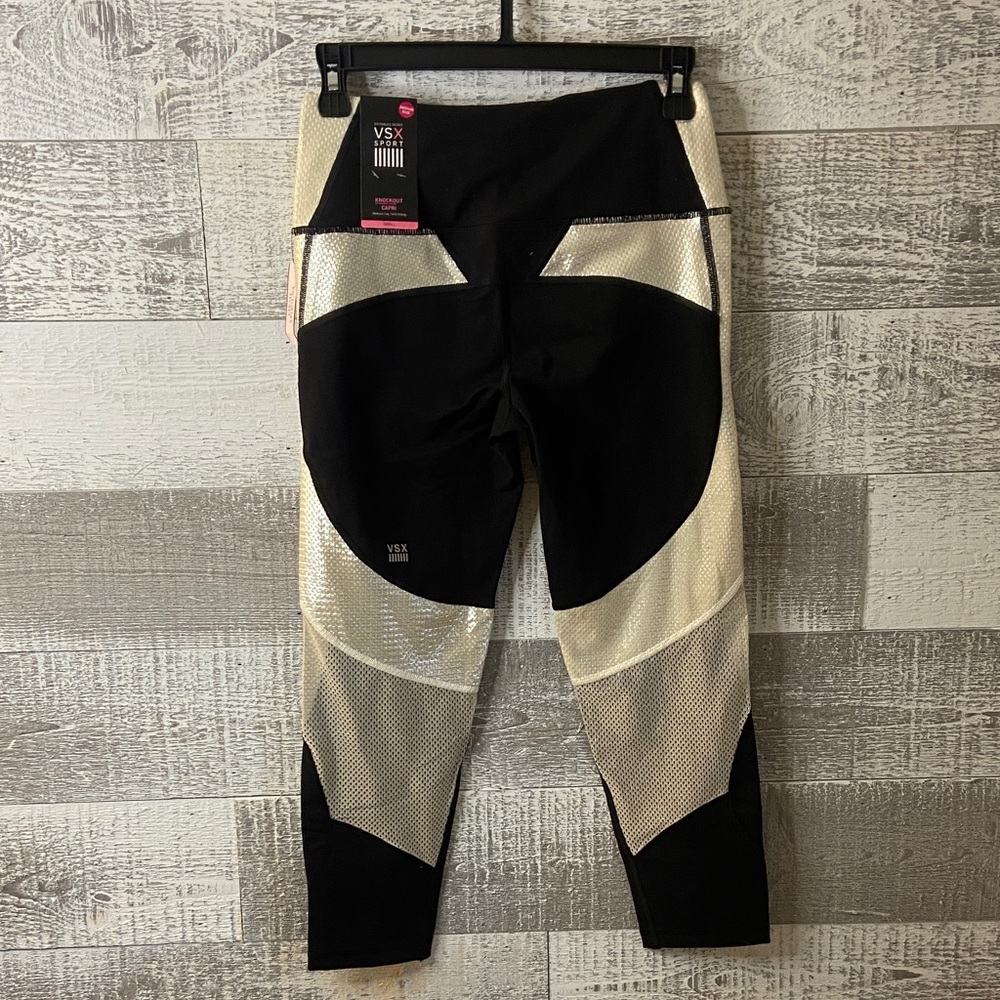 Victoria Secret Sport Capri New With tags knockout black w/shimmer white small
